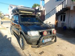 NISSAN TERRANO II