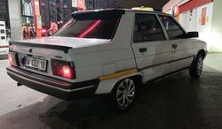 RENAULT 19
