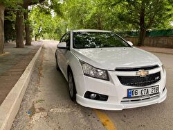CHEVROLET CRUZE