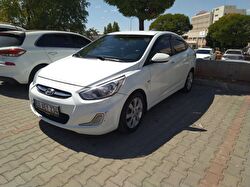 HYUNDAI ACCENT BLUE
