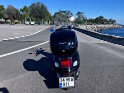 Piaggio Vespa Cosa