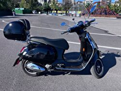 Piaggio Vespa Cosa