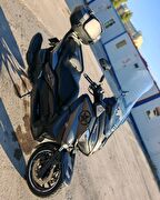 Yamaha X-Max 400