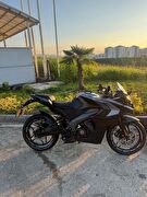 Bajaj Pulsar RS 200