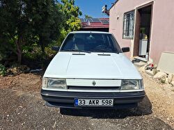 RENAULT R9