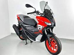 Aprilia SR GT 200
