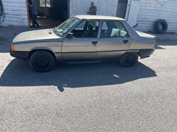 RENAULT R9