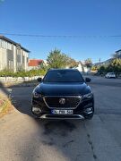 MG HS
