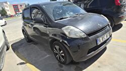 DAIHATSU SIRION