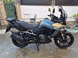 Suzuki V-Storm 800 SE