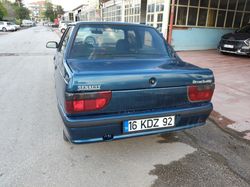 RENAULT 9