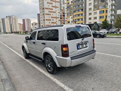DODGE NITRO