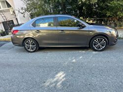 PEUGEOT 301