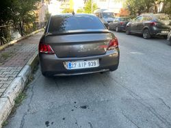 PEUGEOT 301