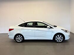 HYUNDAI ACCENT BLUE