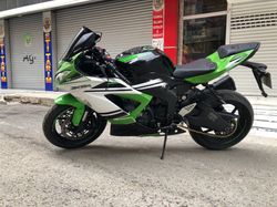 Kawasaki Ninja ZX-6R
