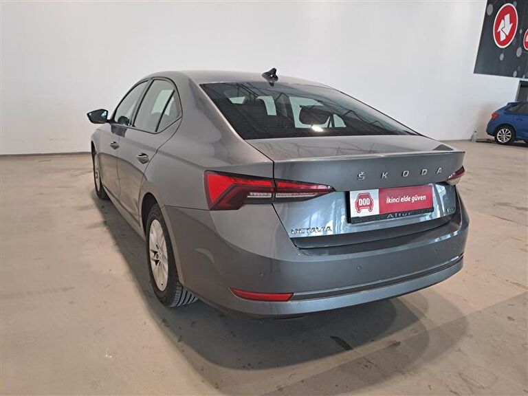 SKODA OCTAVIA
