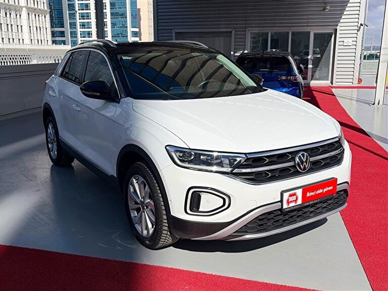VOLKSWAGEN T-ROC