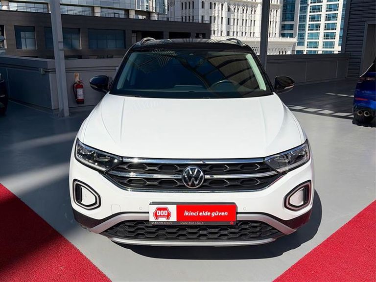 VOLKSWAGEN T-ROC