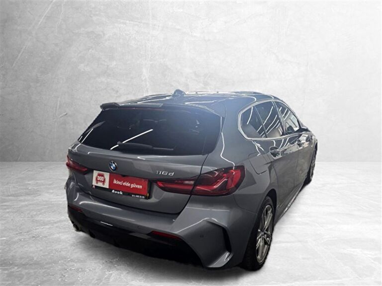 BMW 1 SERISI
