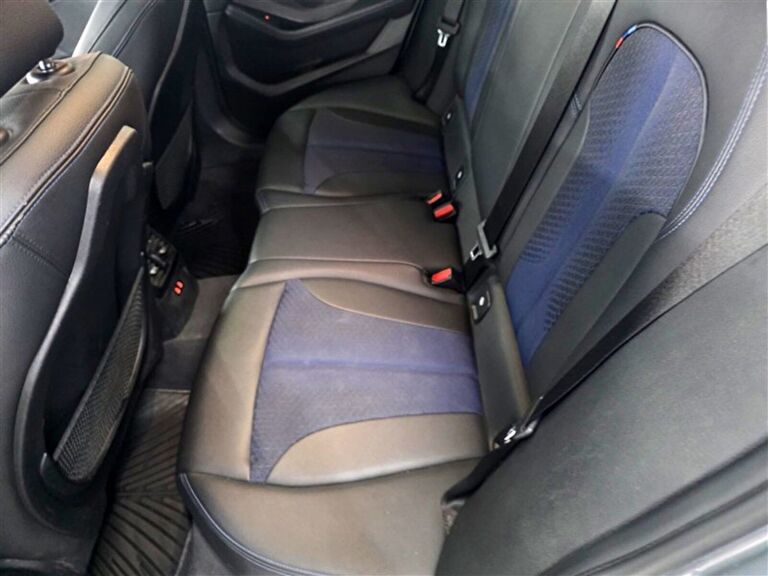 BMW 1 SERISI