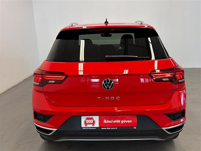 VOLKSWAGEN T-ROC