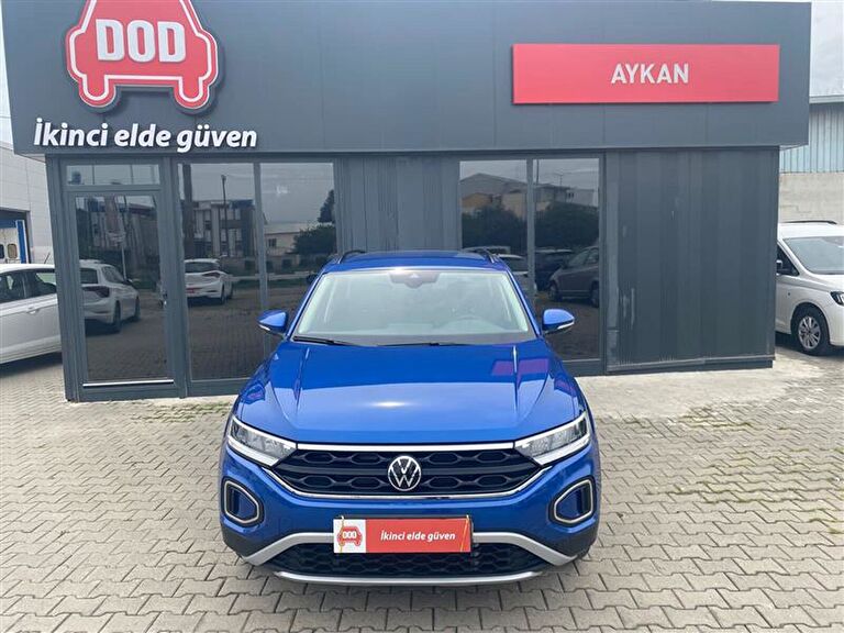 VOLKSWAGEN T-ROC