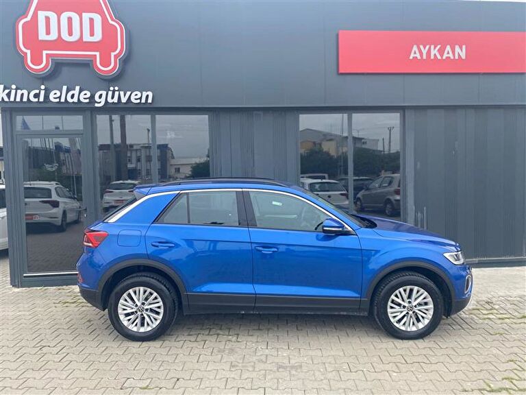 VOLKSWAGEN T-ROC