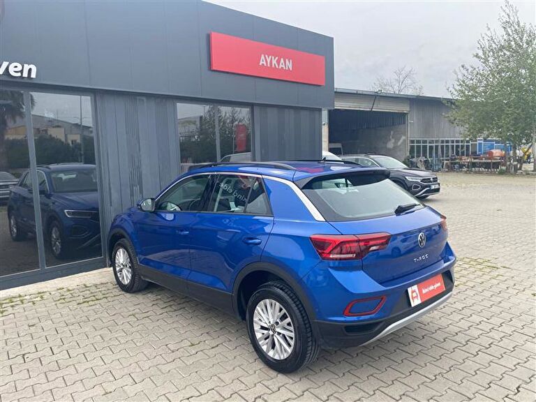 VOLKSWAGEN T-ROC