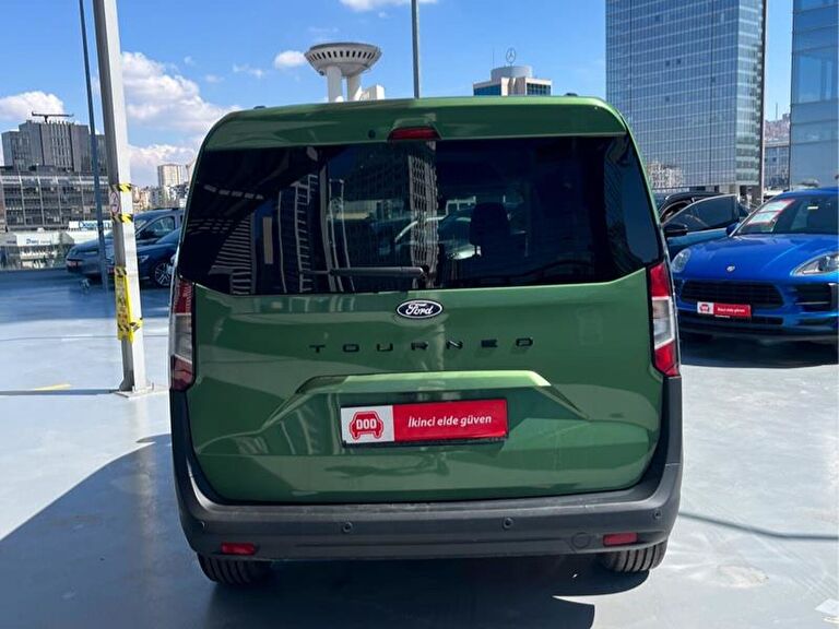 FORD TOURNEO COURIER