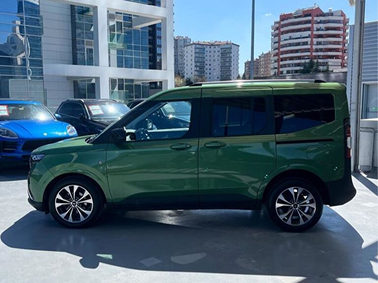 FORD TOURNEO COURIER