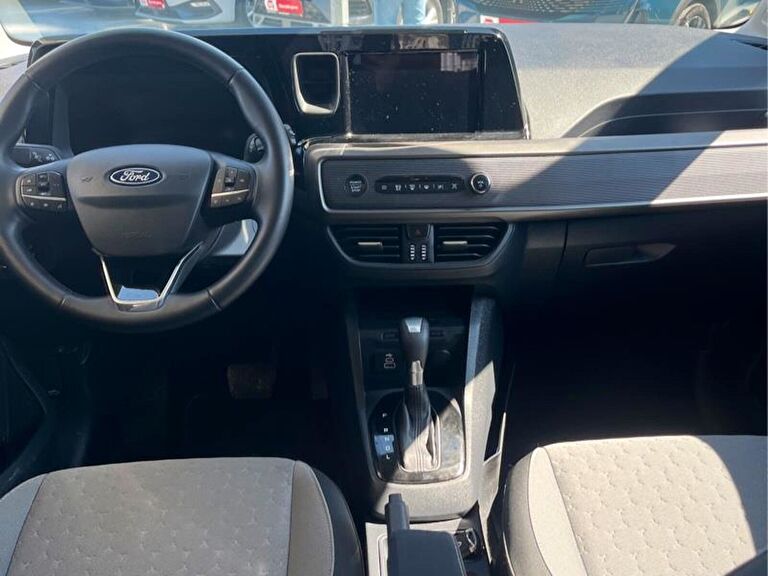 FORD TOURNEO COURIER
