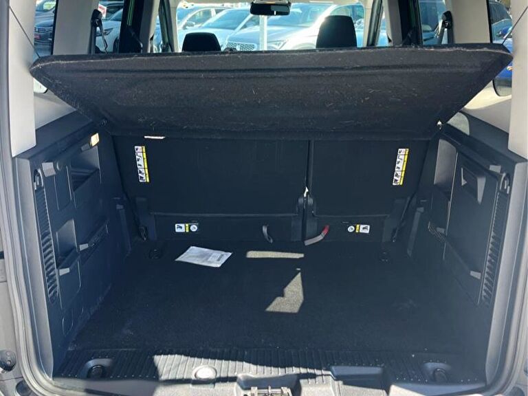 FORD TOURNEO COURIER