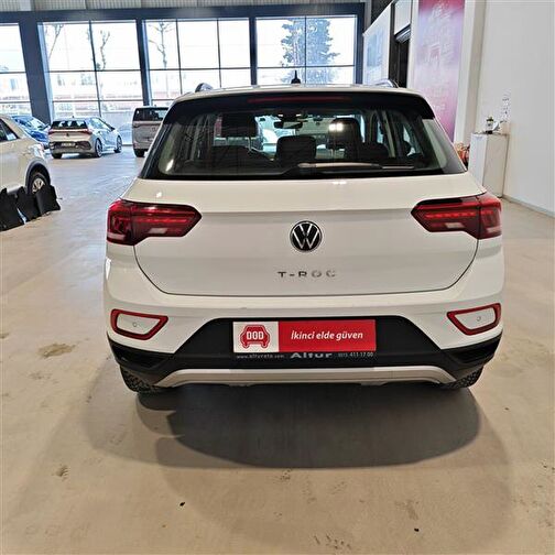 VOLKSWAGEN T-ROC