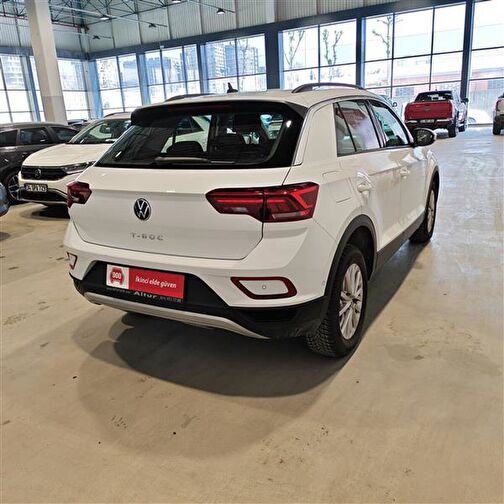 VOLKSWAGEN T-ROC