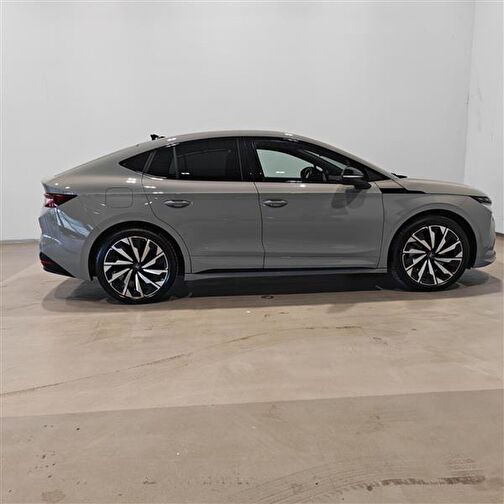 SKODA ENYAQ COUPE
