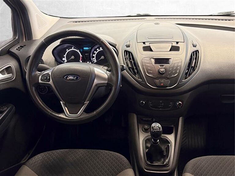 FORD TOURNEO COURIER
