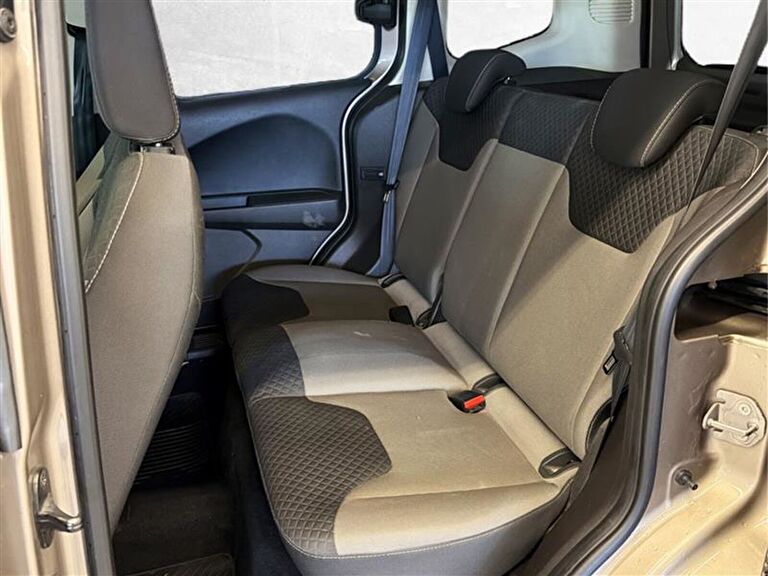 FORD TOURNEO COURIER