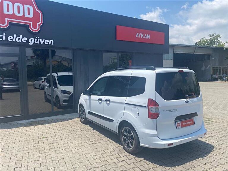 FORD TOURNEO COURIER