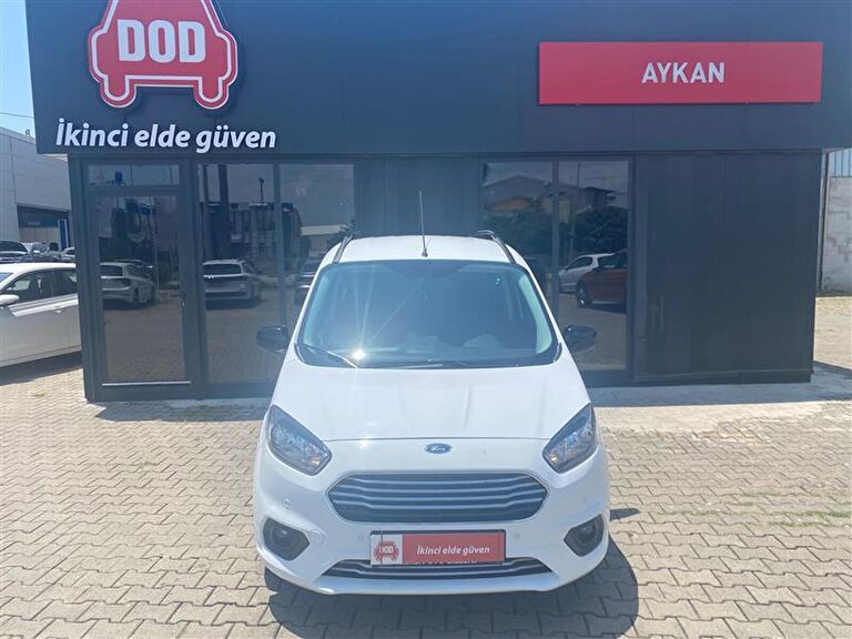 FORD TOURNEO COURIER