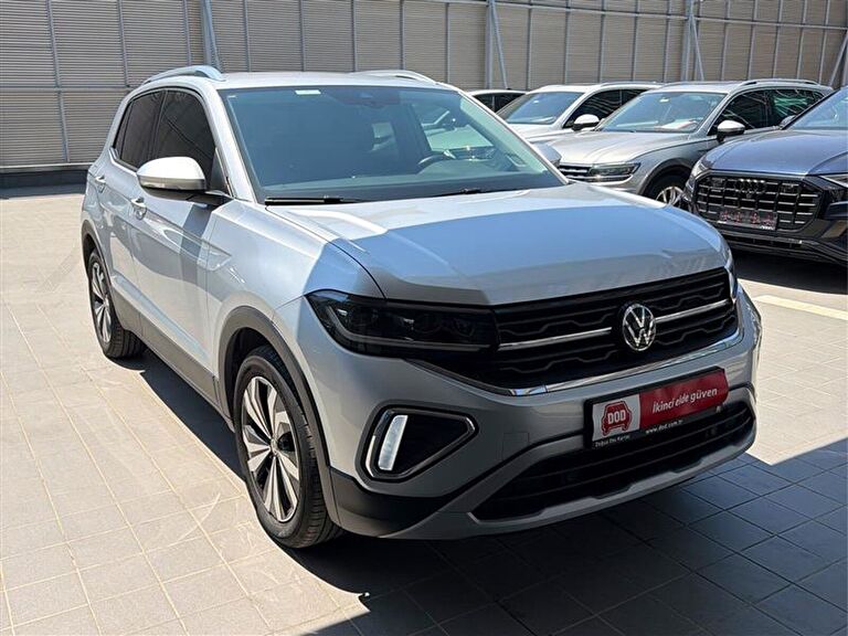 VOLKSWAGEN T-CROSS