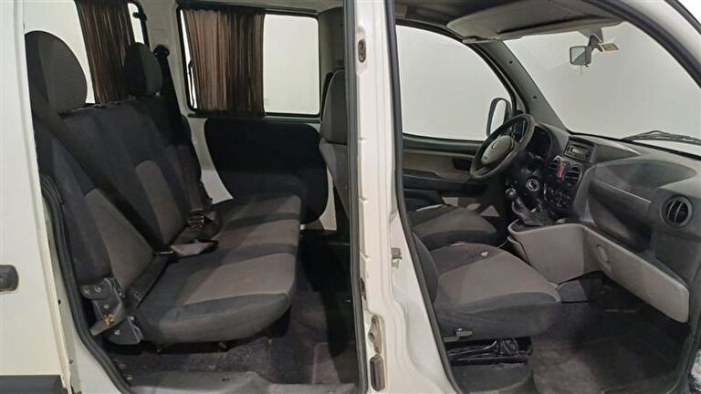 FIAT DOBLÒ COMBI