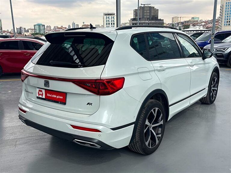 SEAT TARRACO