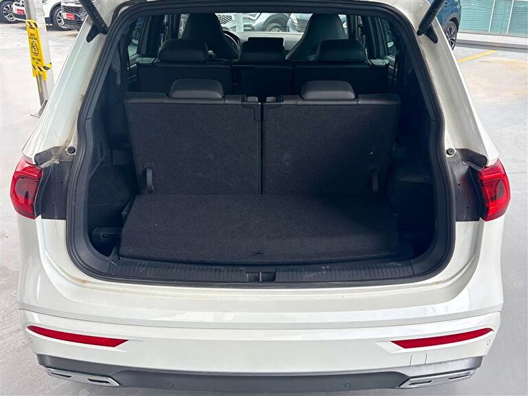 SEAT TARRACO