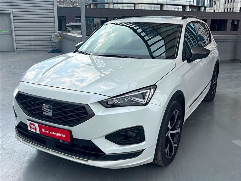 SEAT TARRACO