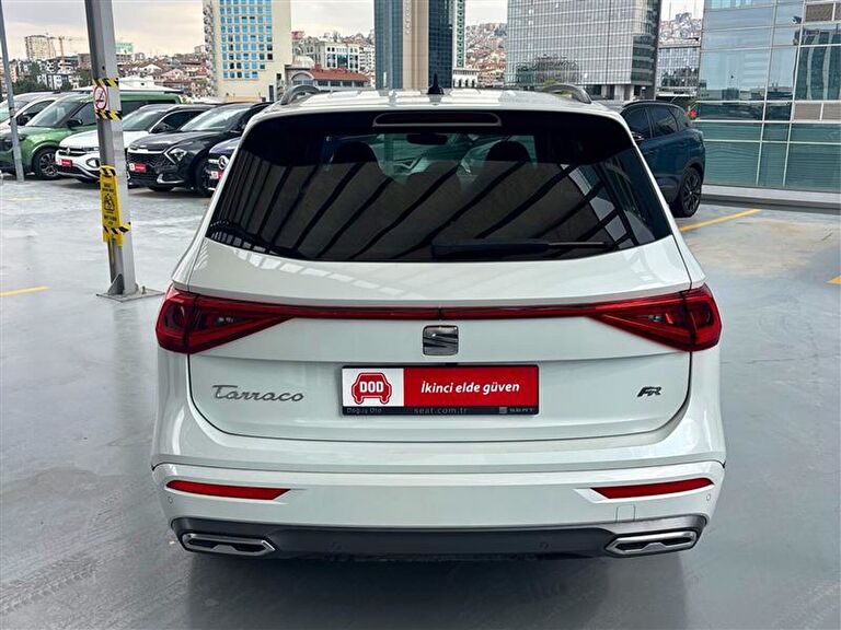 SEAT TARRACO