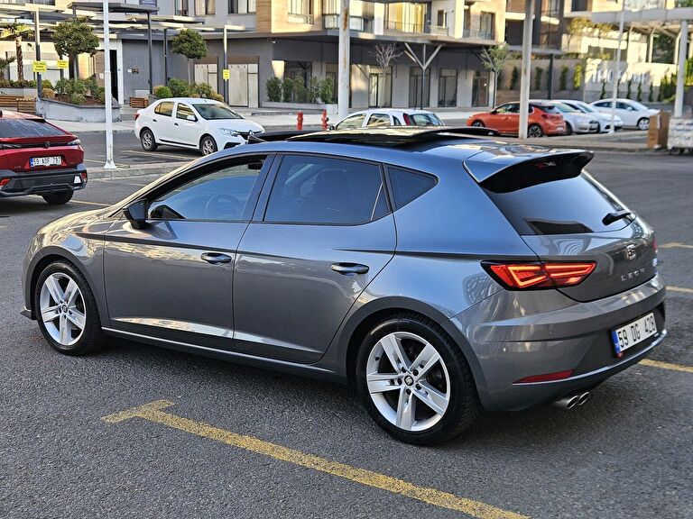 SEAT LEON