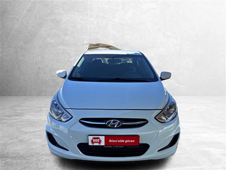 HYUNDAI ACCENT BLUE