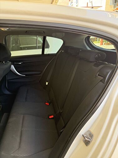 BMW 1 SERISI