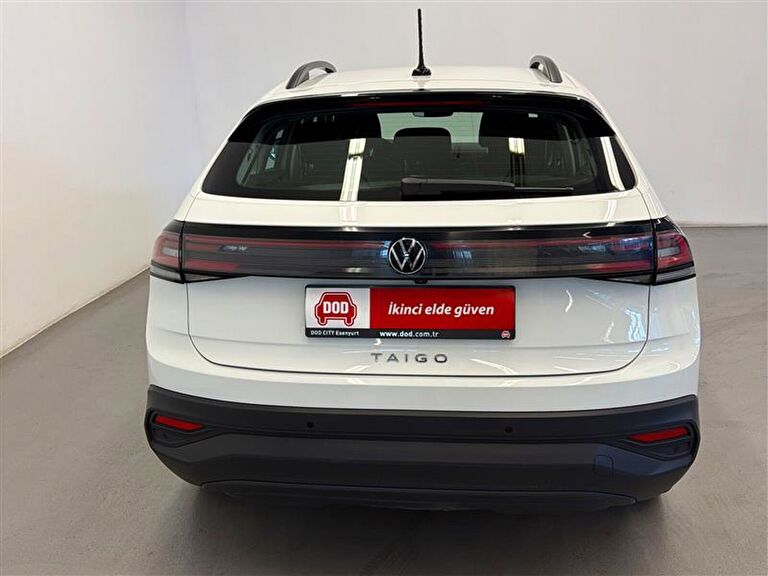 VOLKSWAGEN TAIGO